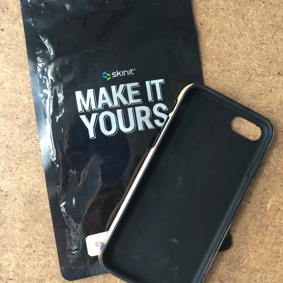 iPhone phone case - Picture 2 of 2